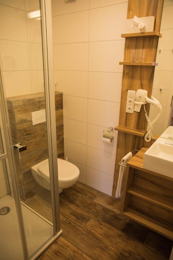 Familienhotel Friedrichshof オーバートルバッハ エクステリア 写真